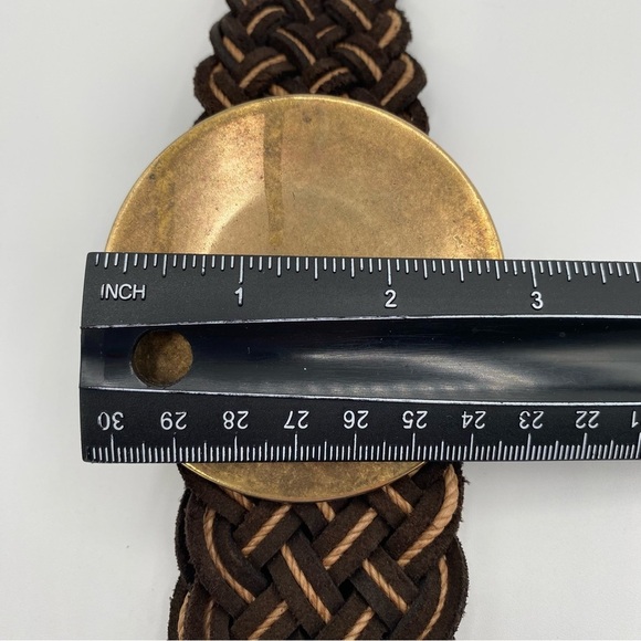 GAP Braided Brown & Tan Leather Woven Statement Belt with Shield Buckle Sz S - Picture 9 of 10